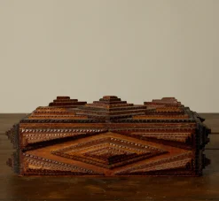Pierce & Ward AMERICAN TRAMP ART KEEPSAKE BOX | Boxes