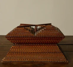 Pierce & Ward ANTIQUE AMERICAN TRAMP ART BOX | Boxes