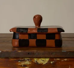 Pierce & Ward BUTTER DISH IN TERRACOTTA WITH BLACK CHECK | Kitchen | Gifts
