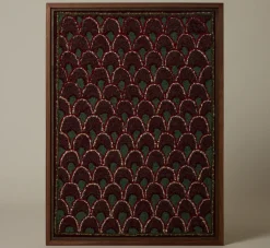 Pierce & Ward FRAMED EARLY 20TH CENTURY AMERICAN GEOMETRIC HOOKED RUG II | Art