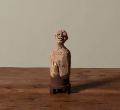 Pierce & Ward LITTLE MAN ON METAL PEDESTAL III BY GAYSER | Ceramics | Objets D'Art