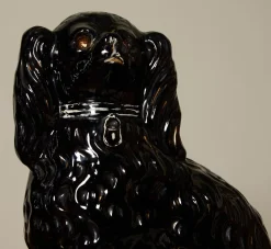 Pierce & Ward PAIR OF BLACK STAFFORDSHIRE SPANIEL FIGURES | Ceramics | Objets D'Art