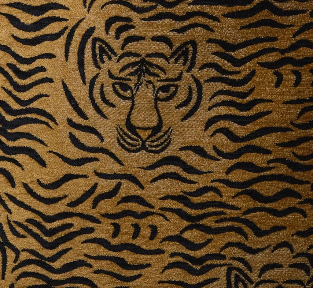 Pierce & Ward THE GLORIA PILLOW | Pillows | Pierce & Ward Collection