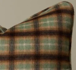 Pierce & Ward THE MORALDO PILLOW | Pillows | Pierce & Ward Collection